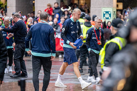 Erling Braut Haaland of Norway arrives