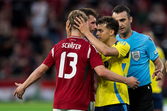 Andras Schäfer of Hungary and Yasin Ayari of Sweden