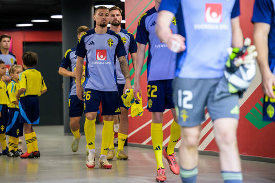 Jordan Larsson of Sweden