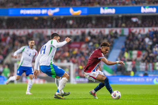 Diego Coppola of Italy and Antonio Nusa of Norway