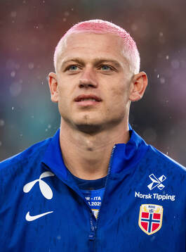 Julian Ryerson of Norway line up
