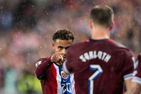 Alexander Sørloth and Antonio Nusa of Norway celebrate