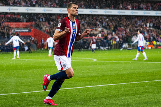 Alexander Sørloth of Norway celebrates