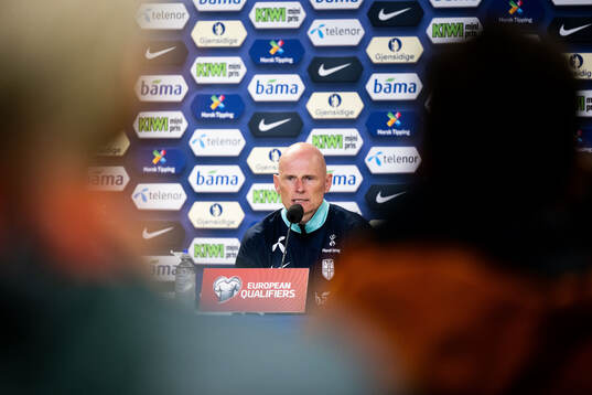 Head coach Ståle Solbakken of Norway