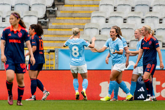 Malmö FFs Isabella D'Aquila jublar