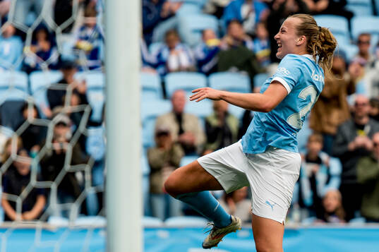Malmö FFs Sara Kanutte Sørensen Fornes jublar