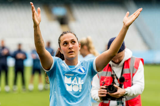 Malmö FFs Isabella D'Aquila jublar