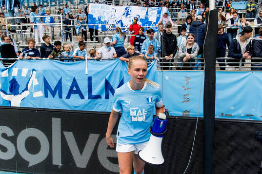 Malmö FFs Nellie Lilja och supportrar