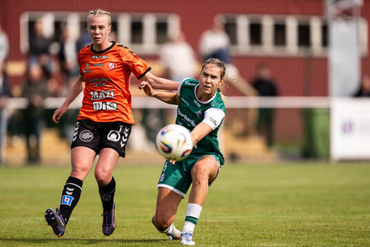 Kristianstads Katla Tryggvadottir och Alingsås Emmaliina