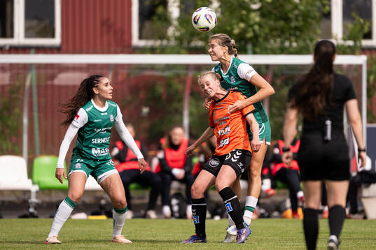 Alingsås Julia Elvbo, Kristianstads Katla Tryggvadottir