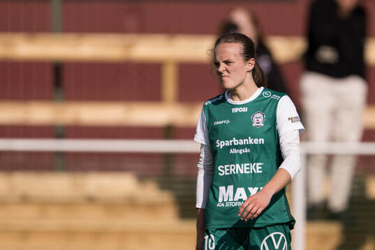 Alingsås Alma Öberg deppar