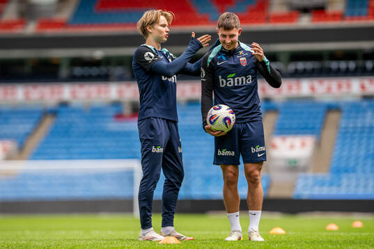 Andreas Schjelderup and Lasse Berg Johnsen of the Norwegian