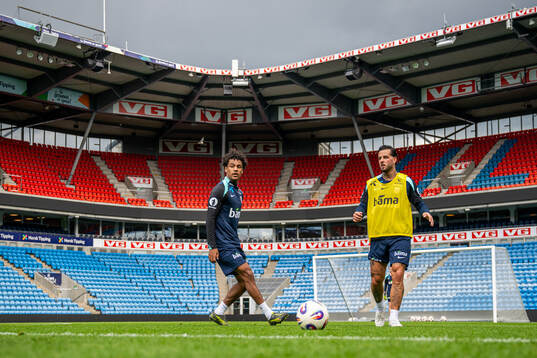 Oscar Bobb and Aron Dønnum of the Norwegian national