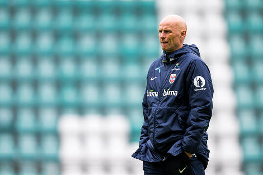 Head coach Ståle Solbakken of the Norwegian national