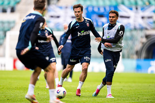 Felix Horn Myhre and Antonio Nusa of the Norwegian national