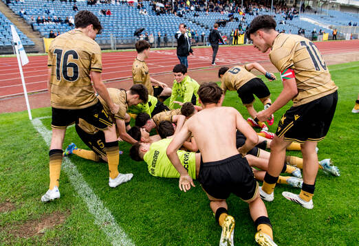 Real Sociedads spelare jublar
