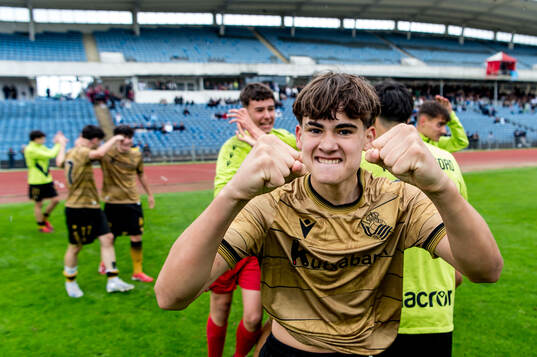 Real Sociedads spelare jublar