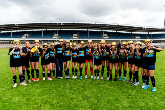 LA Breakers spelare jublar