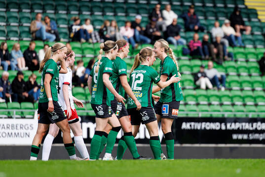 Varbergs spelare jublar