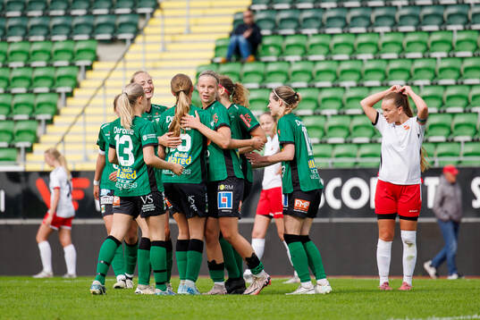 Varbergs spelare jublar