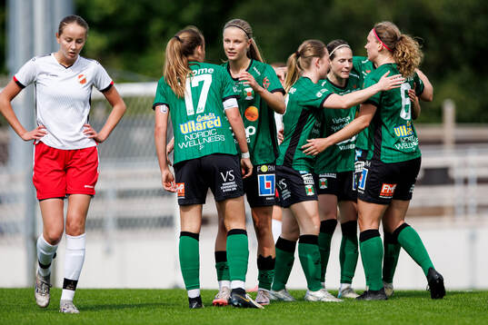 Varbergs spelare jublar