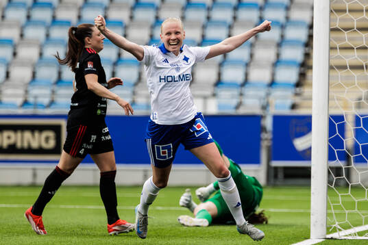 IFK Norrköpings Elin Rombing jublar
