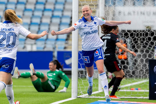 IFK Norrköpings Elin Rombing jublar
