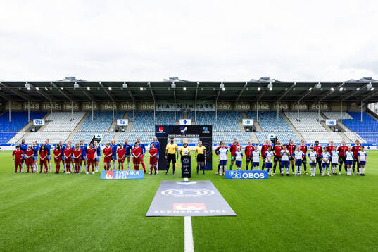 IFK Norrköpings spelare och Piteås spelare