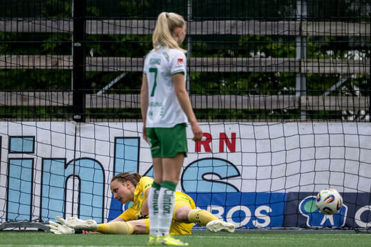 Hammarbys målvakt Anna Tamminen vid Vittsjös 0-1 mål