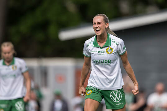 Hammarbys Ellen Wangerheim jublar