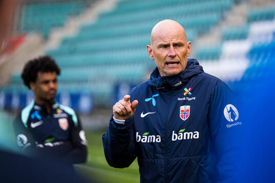 Head coach Ståle Solbakken of the Norwegian national