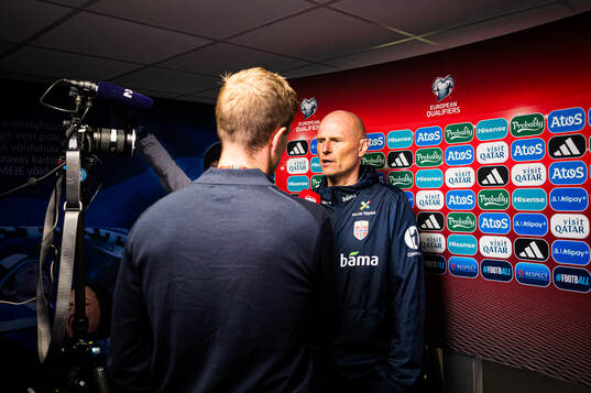Head coach Ståle Solbakken of Norway