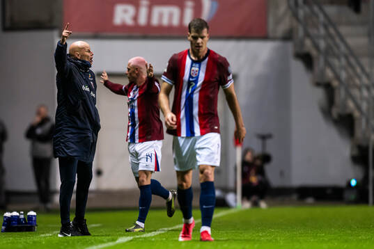 Head coach Ståle Solbakken of Norway