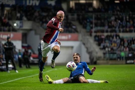 Julian Ryerson of Norway and Rocco Shein of Estonia