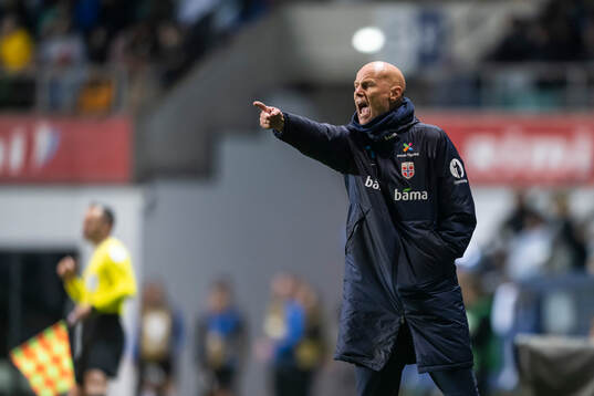Head coach Ståle Solbakken of Norway