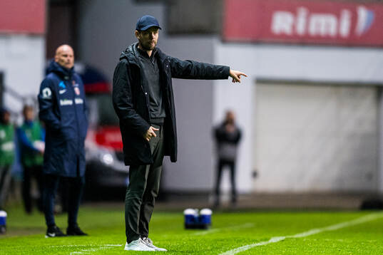 Head coach Jürgen Henn of Estonia