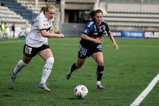 Häckens Johanna Fossdalsá Sørensen och Linköpings Vilma