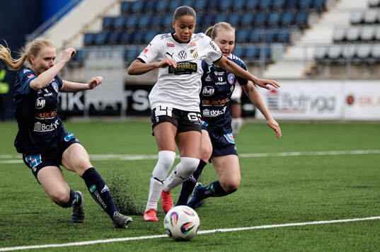 Linköpings Malin Johnsen Brenn och Häckens Felicia