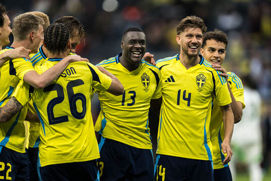 Ken Sema, Anton Salétros, and Yasin Ayari of Sweden