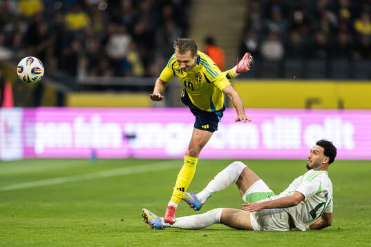 Benjamin Nygren of Sweden and Ramy Bensebaini of Algeria