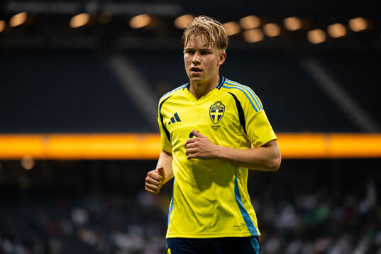 Daniel Svensson of Sweden