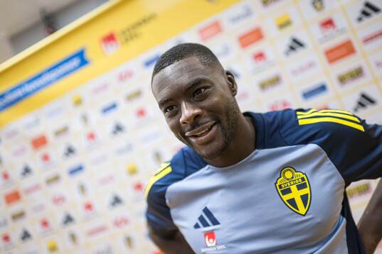 Ken Sema of Sweden