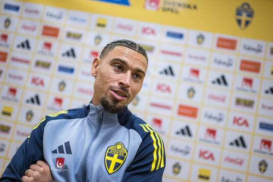 Jordan Larsson of Sweden