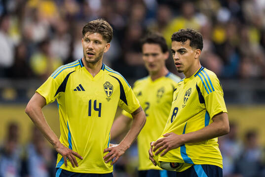 Anton Salétros and Yasin Ayari of Sweden