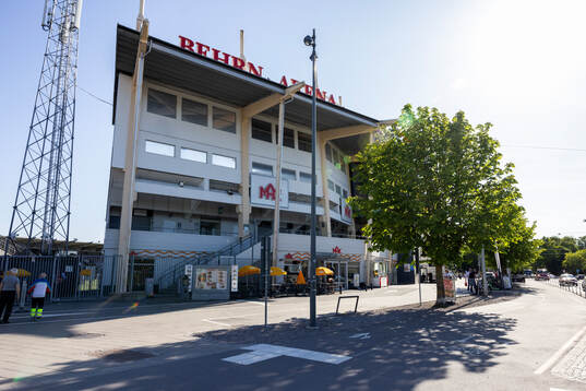 Exteriör vy av Behrn Arena