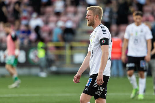 Örebros Karl Holmberg deppar