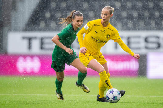 Eline Hegg of Vålerenga and Sara Elise Berg of Bodø/Glimt