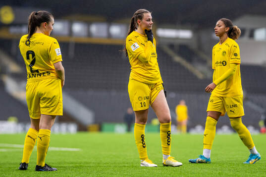 Amie Sannes, Gerd Anine Johansen and Regina Fiabema of