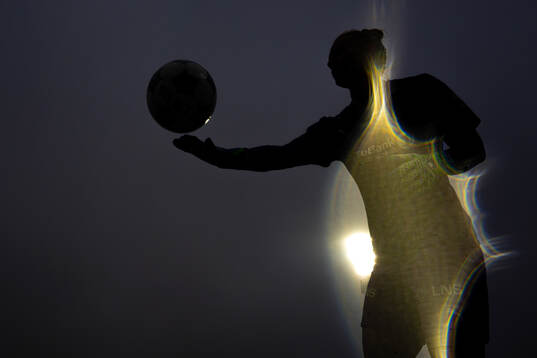 The silhouette of goalkeeper Aubrei Corder of Bodø/Glimt