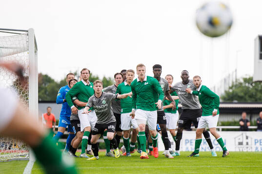 Bläddra bland fler bilder av Fotboll, Superettan, Varberg - Västerås
